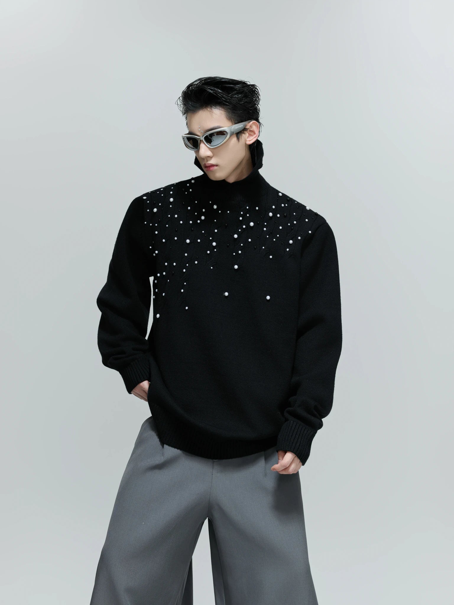 Pearl-Detail Cable-Knit Sweater | Relaxed Wool Blend - Black Top