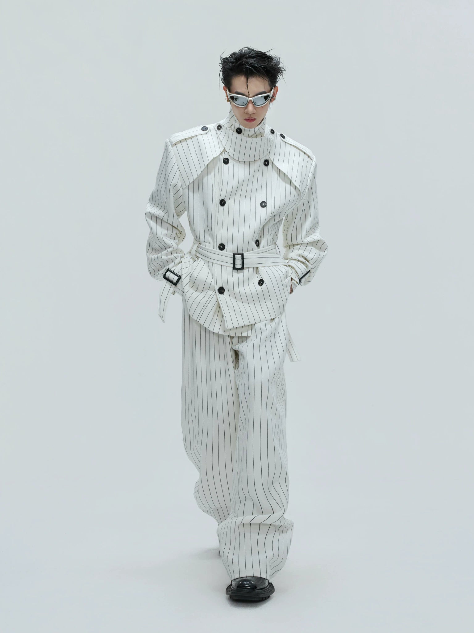 Relaxed Cotton-Linen Suiting Set with Notched Lapels - main image 2