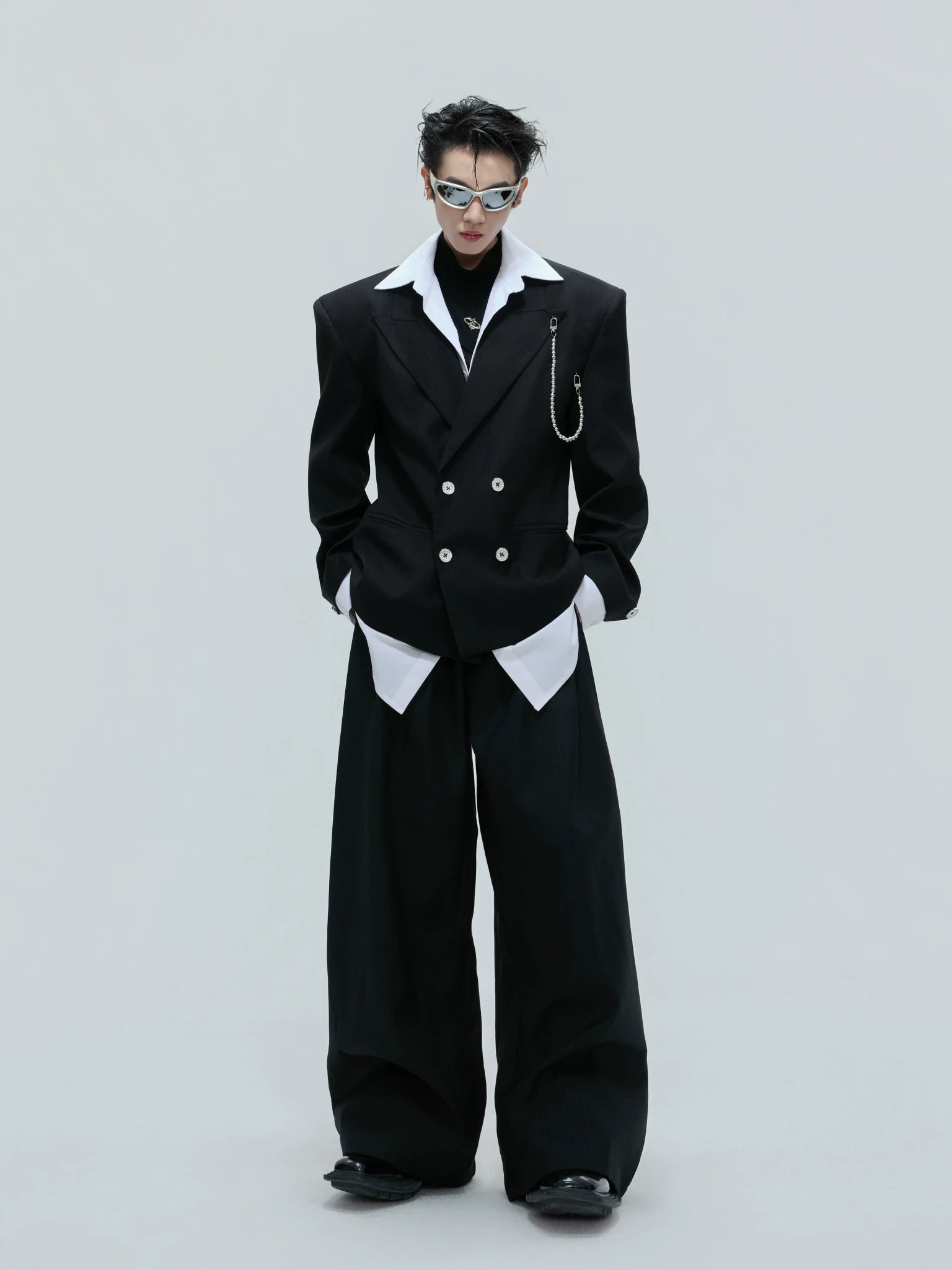 Relaxed Black Cotton Notch-Lapel Suit Set for Streetwear - main image 1