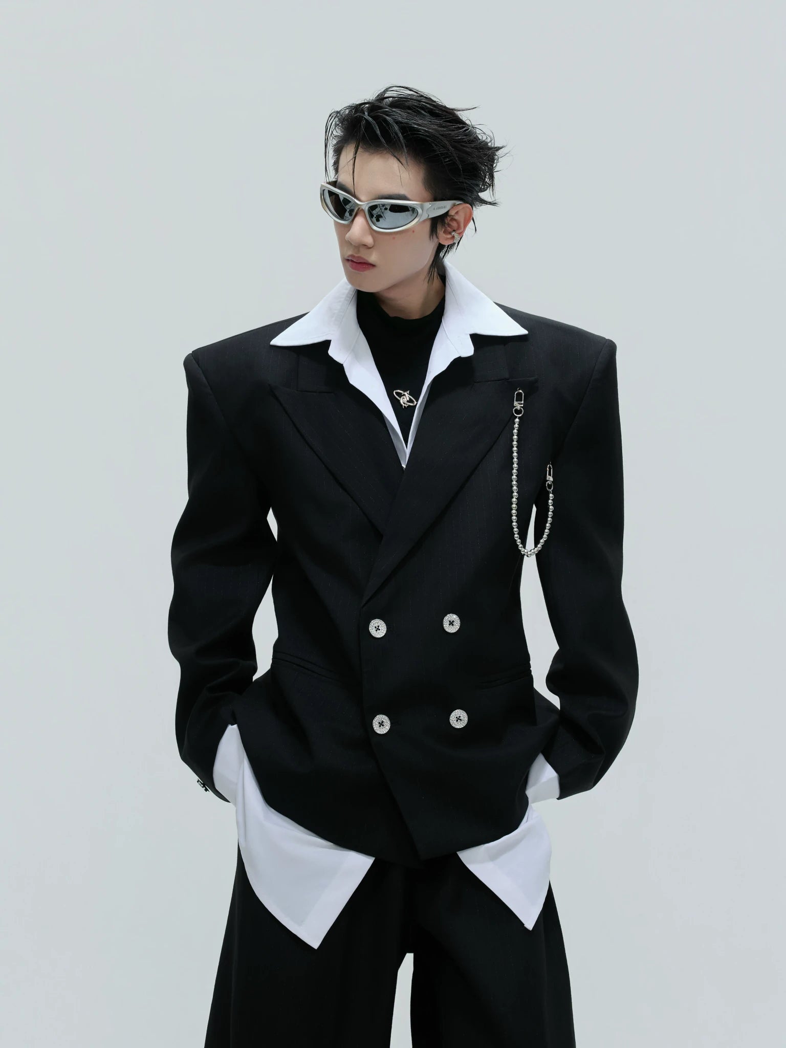 Relaxed Black Cotton Notch-Lapel Suit Set for Streetwear - main image 5