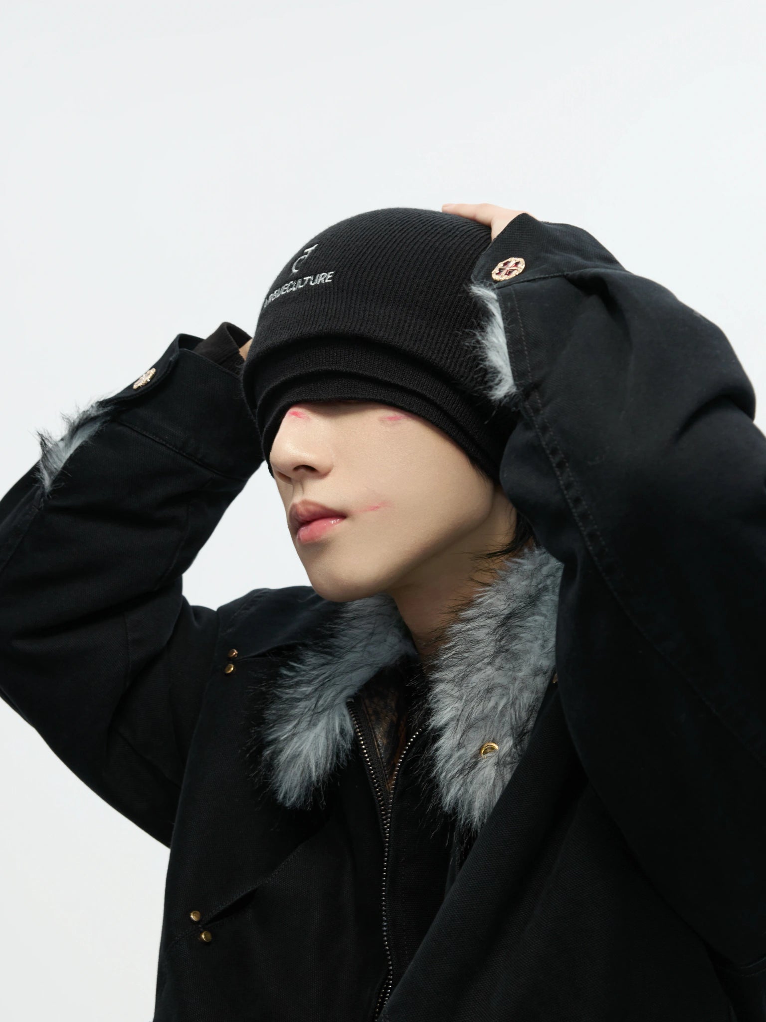 Black Fleece-Lined Faux-Layer Knit Beanie - main image 4