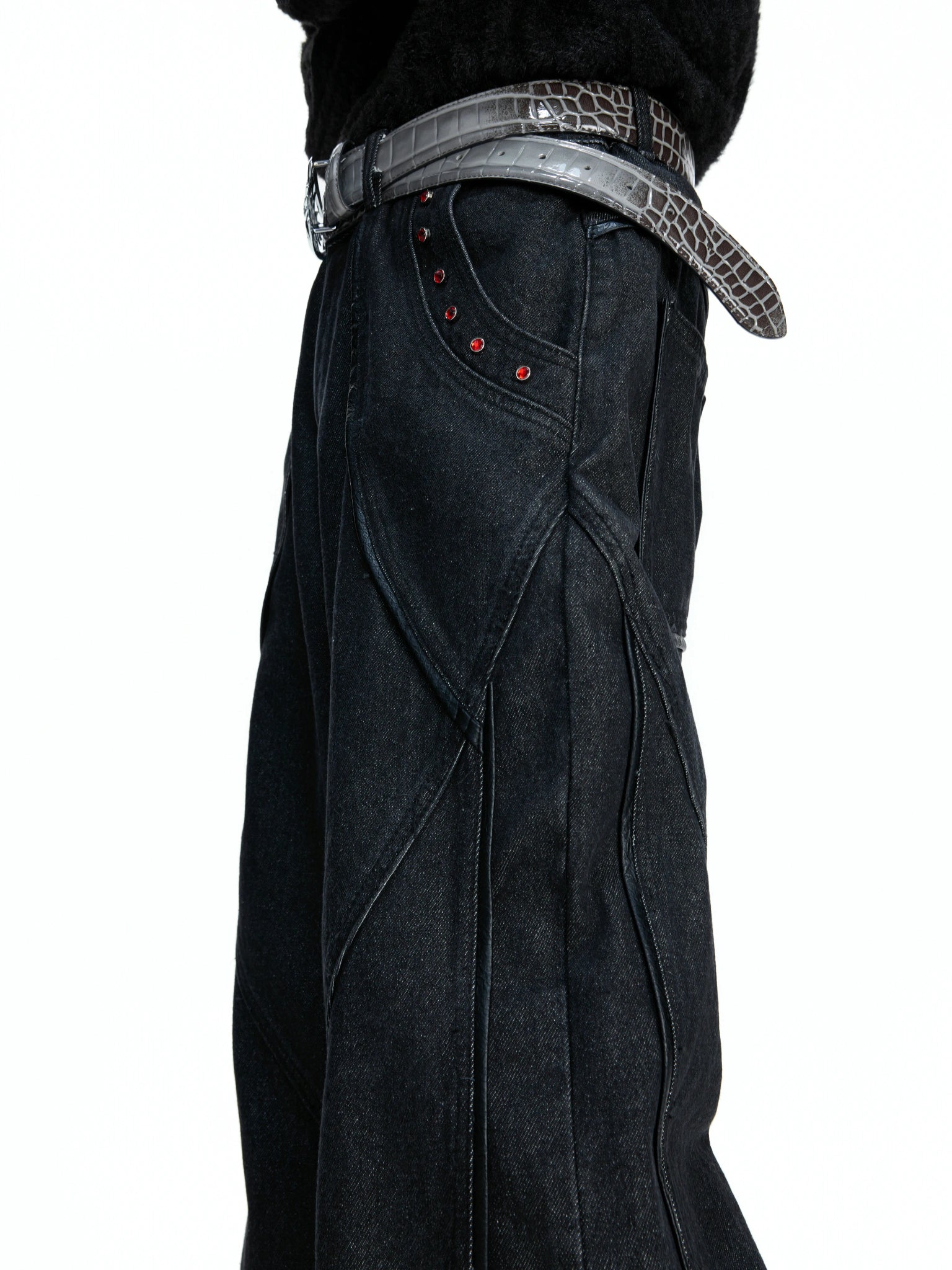 Washed Black Wide-Leg Jeans | Mid-Rise Streetwear - main image 3