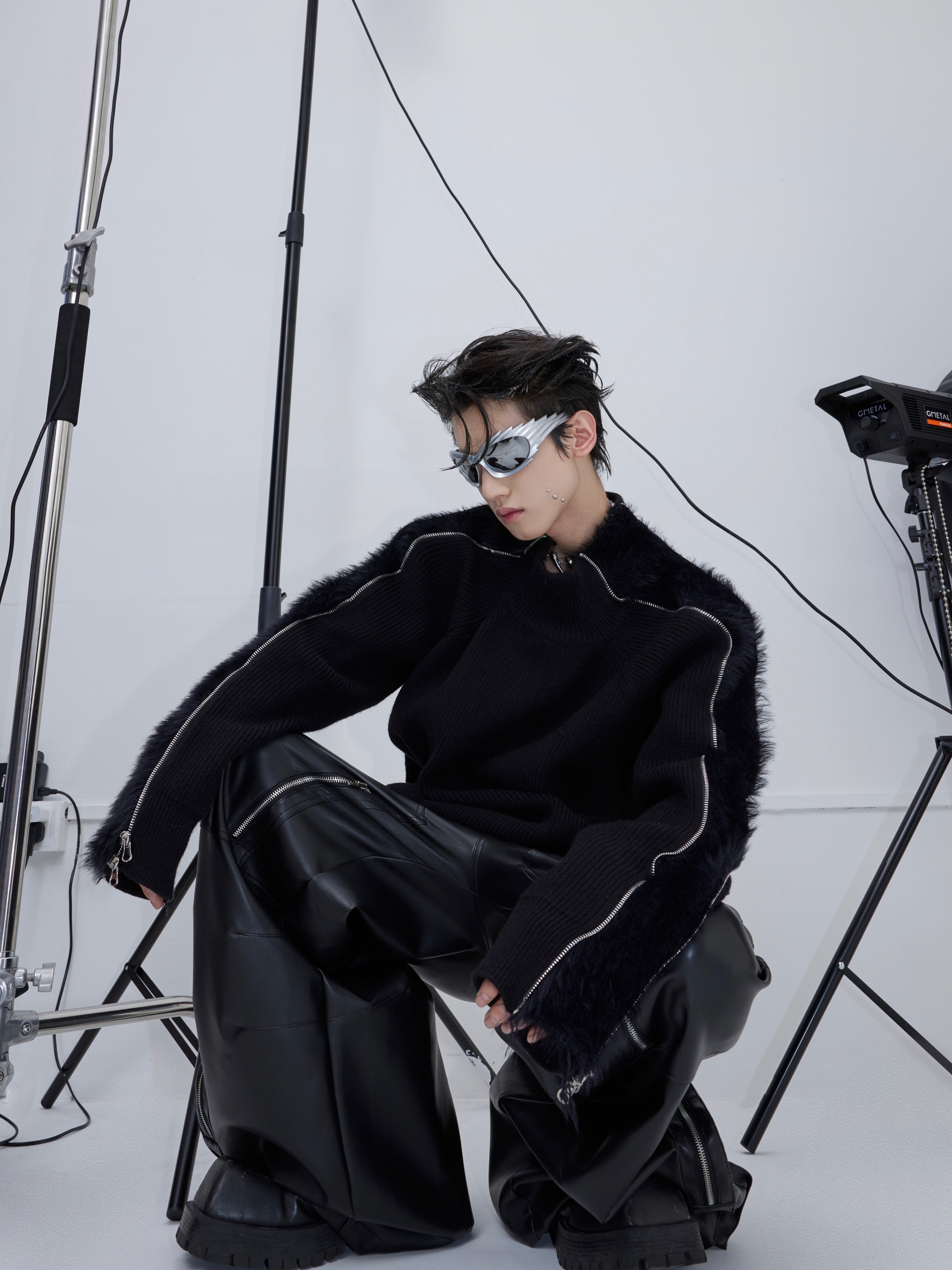 Deconstructed-Dual-Zip-Oversized-Knit-Sweater---Fleece-Textured-Black