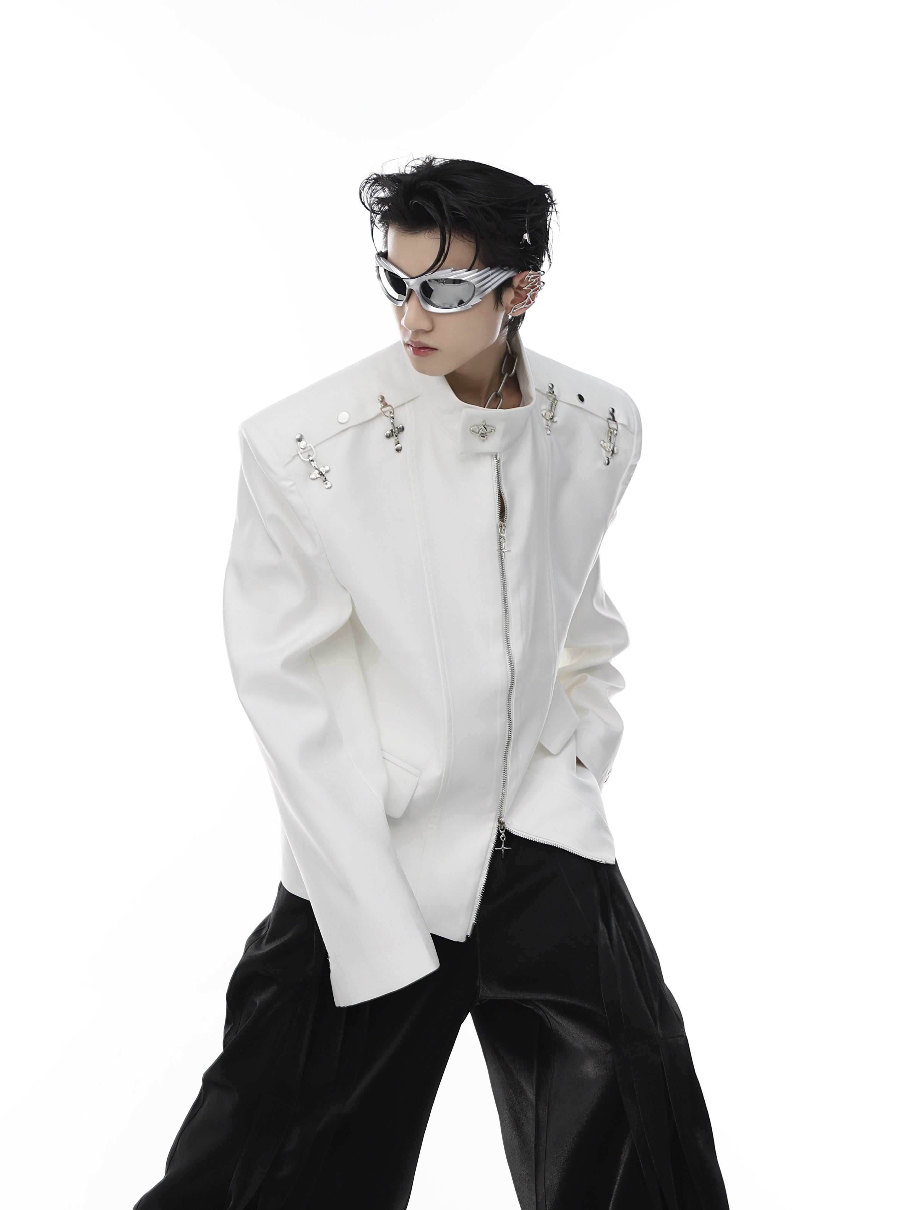 Deconstructed-Metal-Clasp-Blazer---High-Neck-Shoulder-Pad-Jacket-White