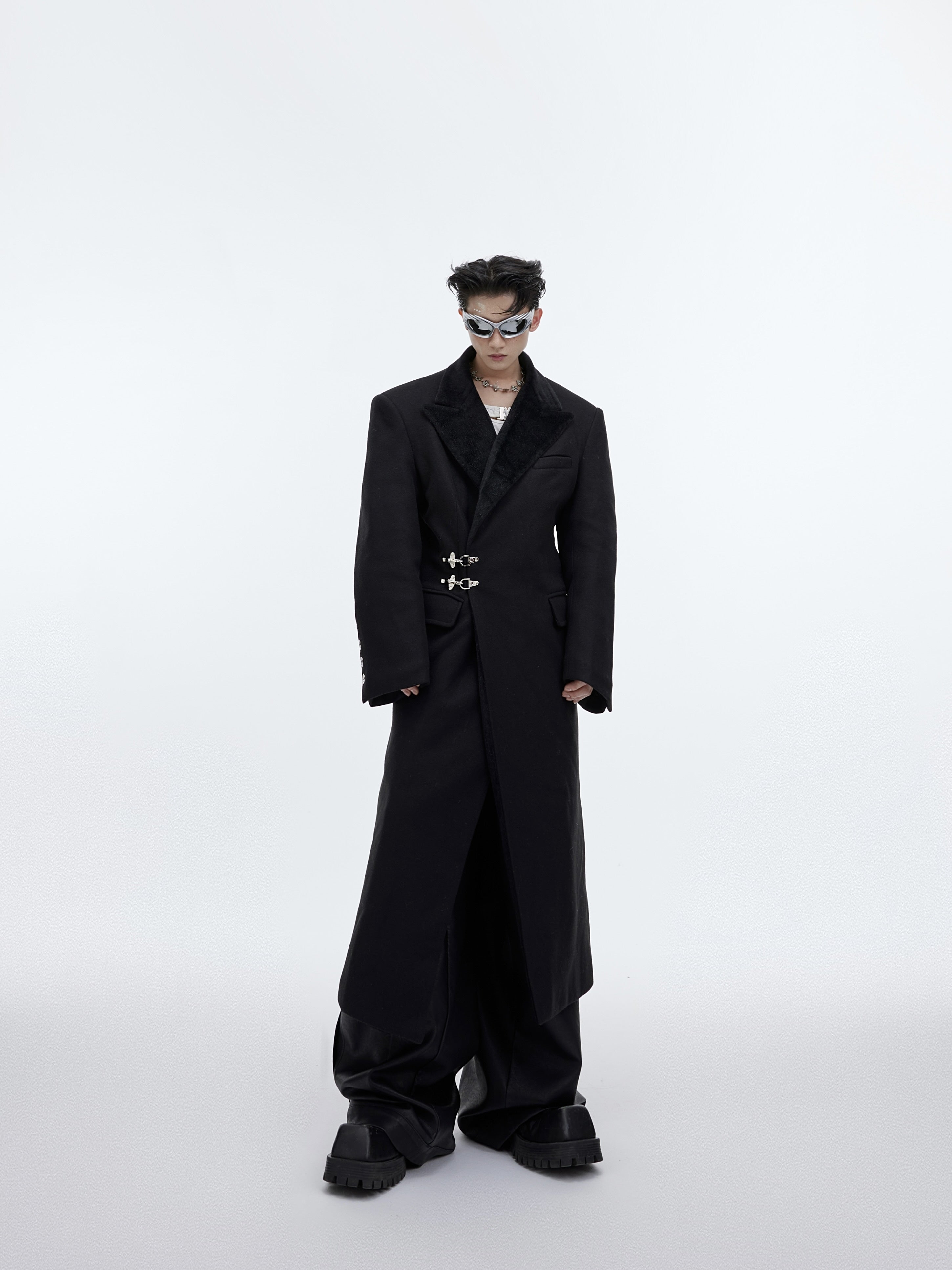 Deconstructed-Waist-Coat-Wool-Trench-with-Metal-Buttons-Black