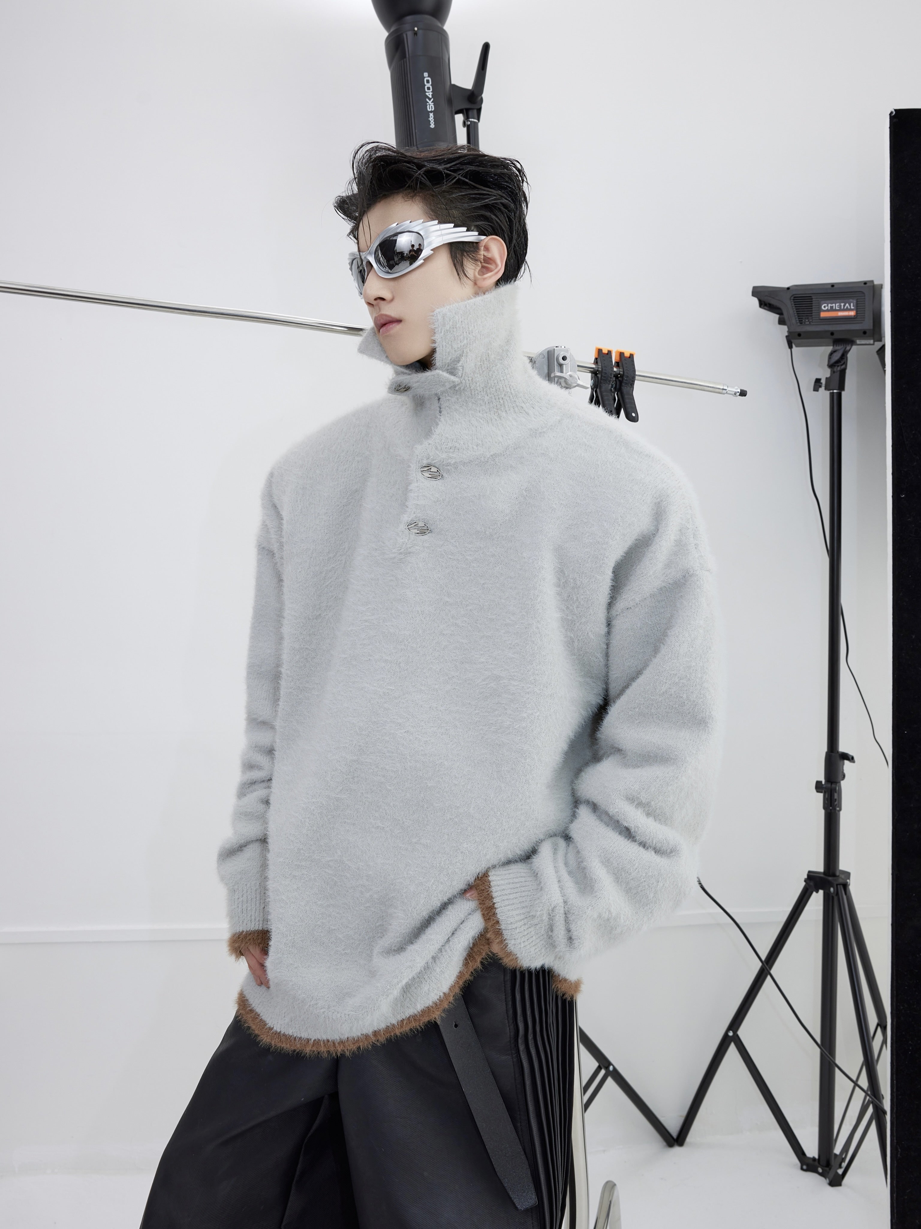 Metal-Trim-Plush-Knit-Sweater---Oversized-Fleece-Pullover-Silver