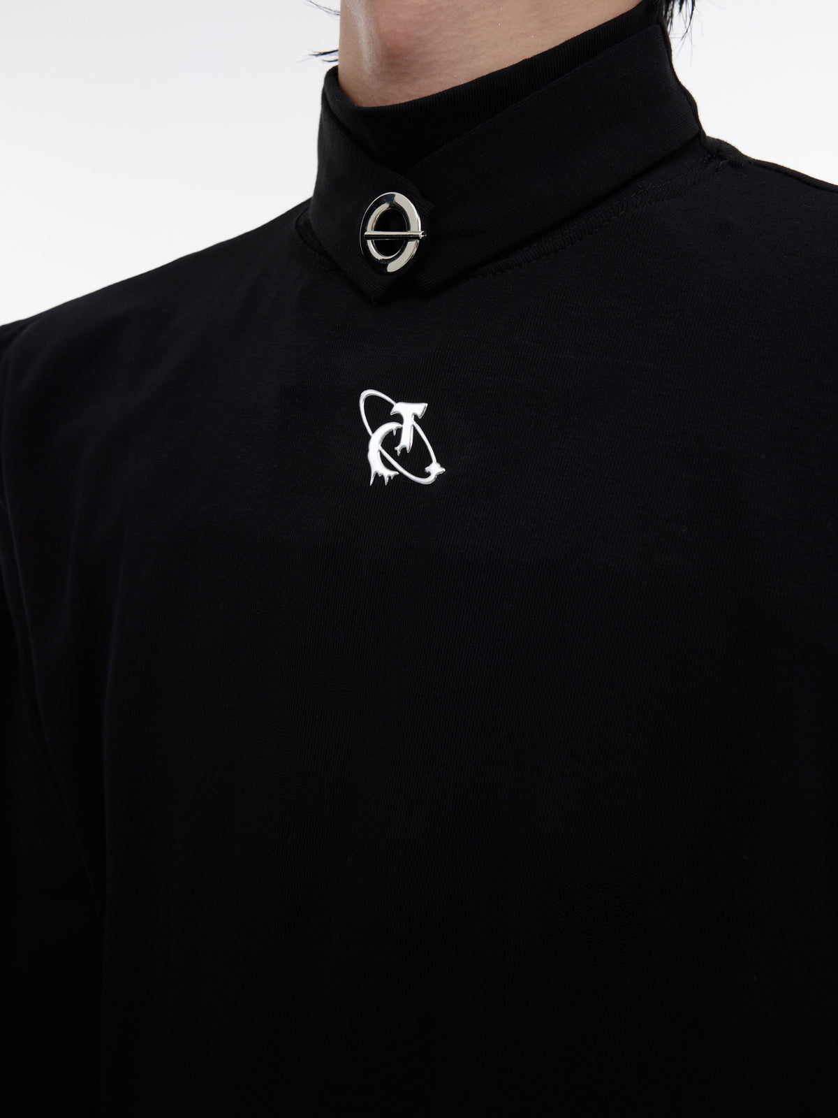 Metal Logo Shoulder-Pad Turtleneck Top - product image 3
