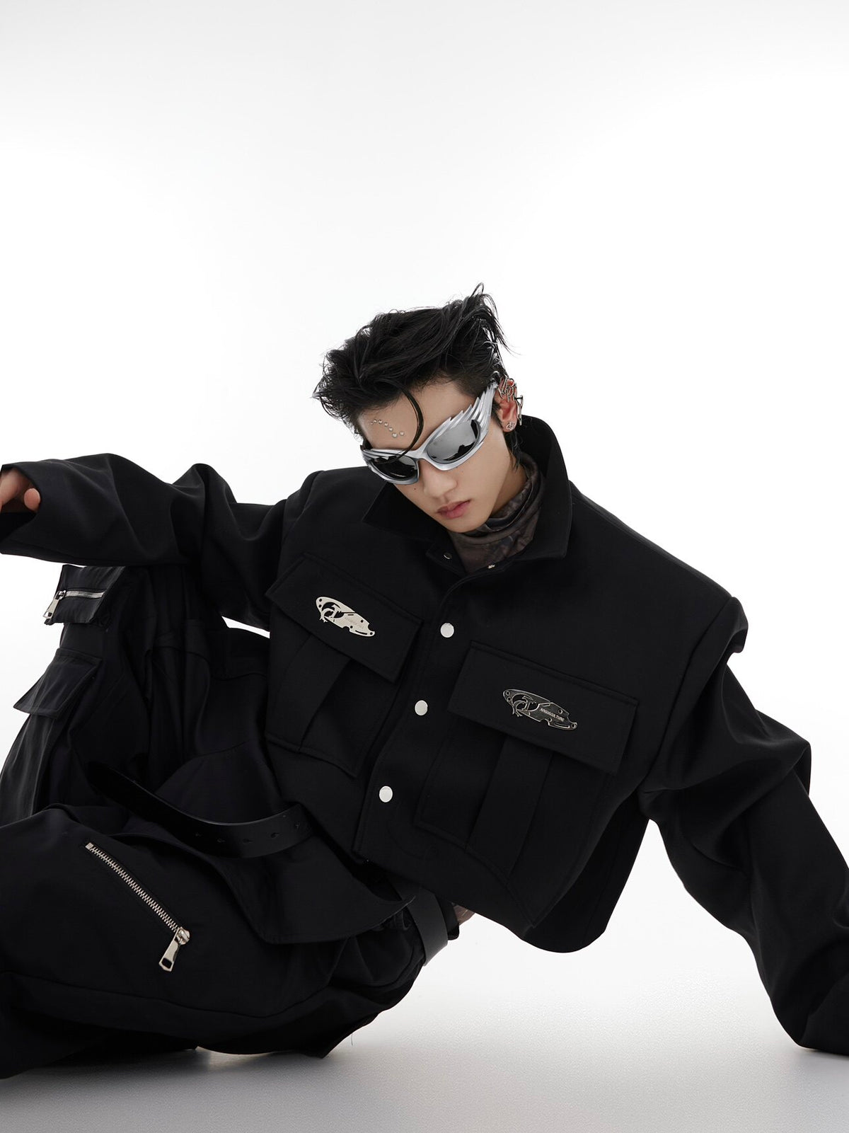Black Cropped Utility Pocket Jacket - product image 2