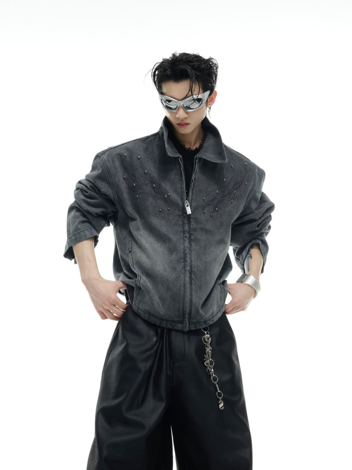 Cropped Washed Rivet Denim Jacket - product image 3