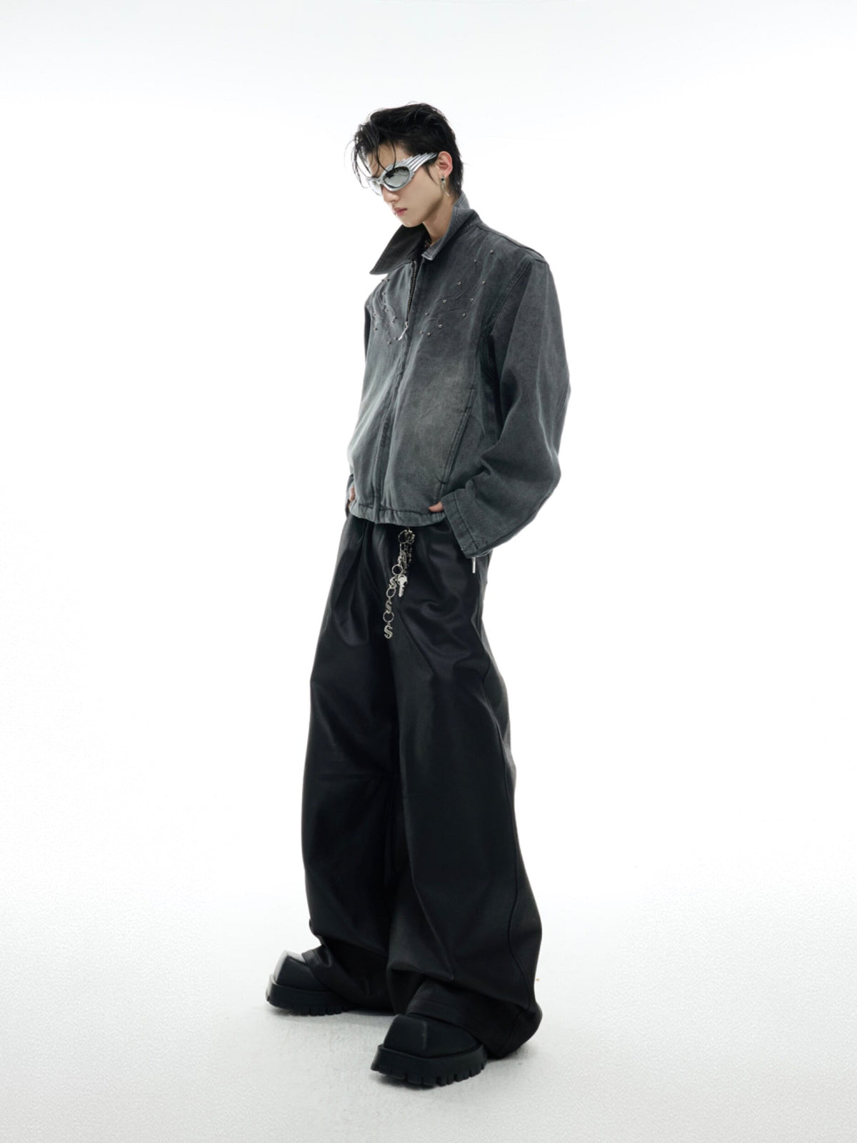Cropped Washed Rivet Denim Jacket - product image 5