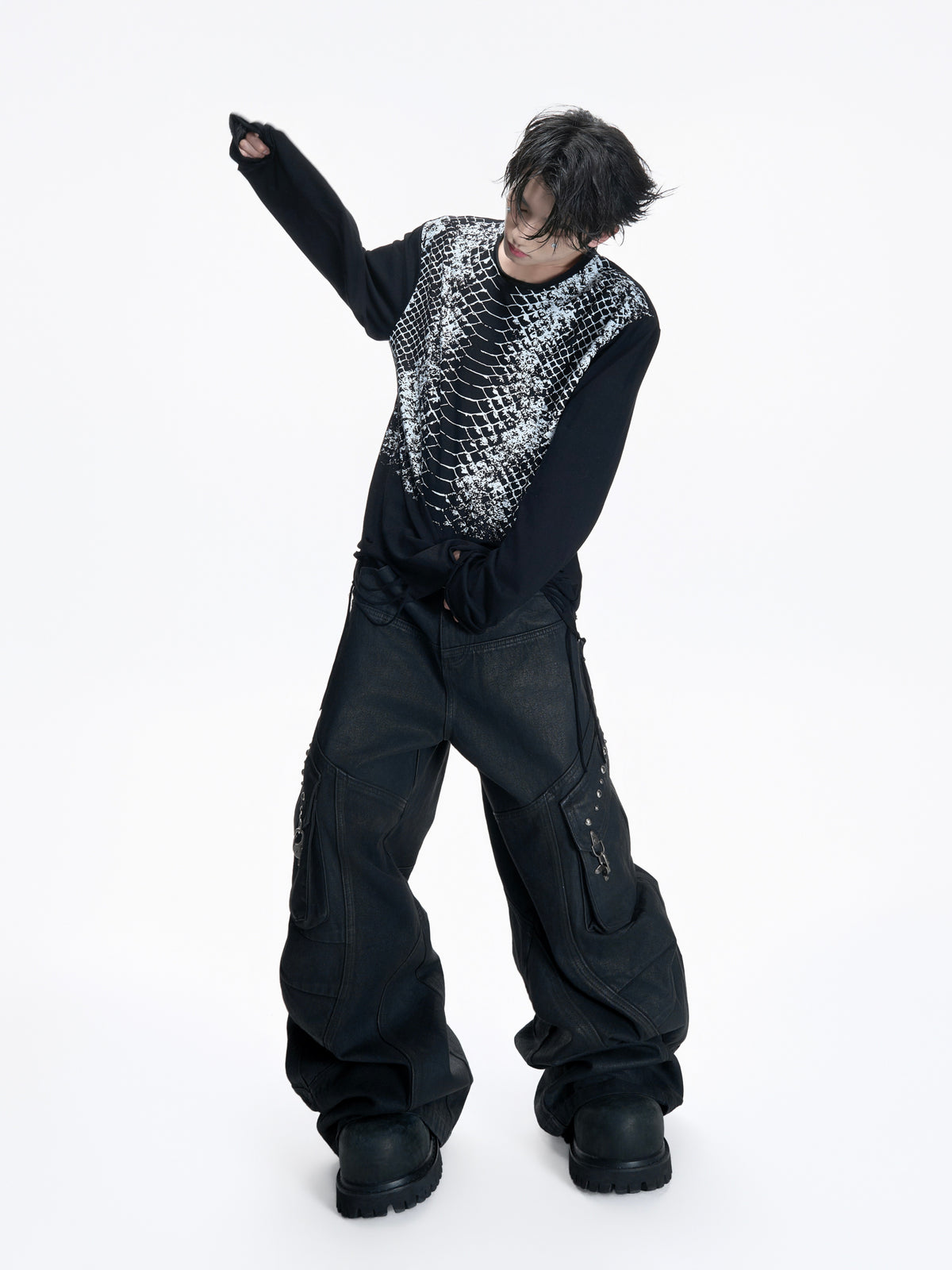 Waxed Black Multi-Pocket Cargo Jeans - product image 4