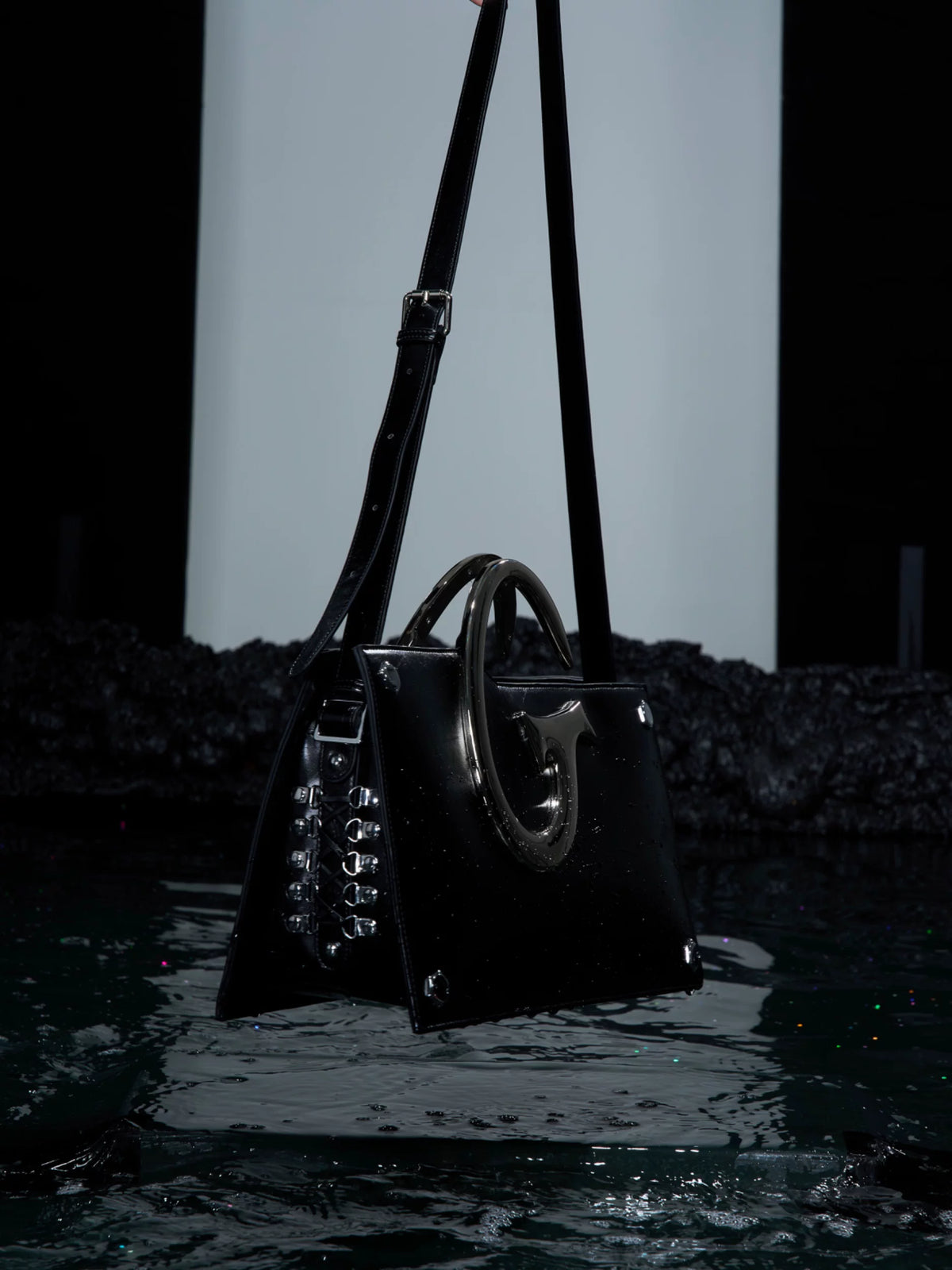 PU Trapezoid Shoulder Bag with Metal Handle - product image 4