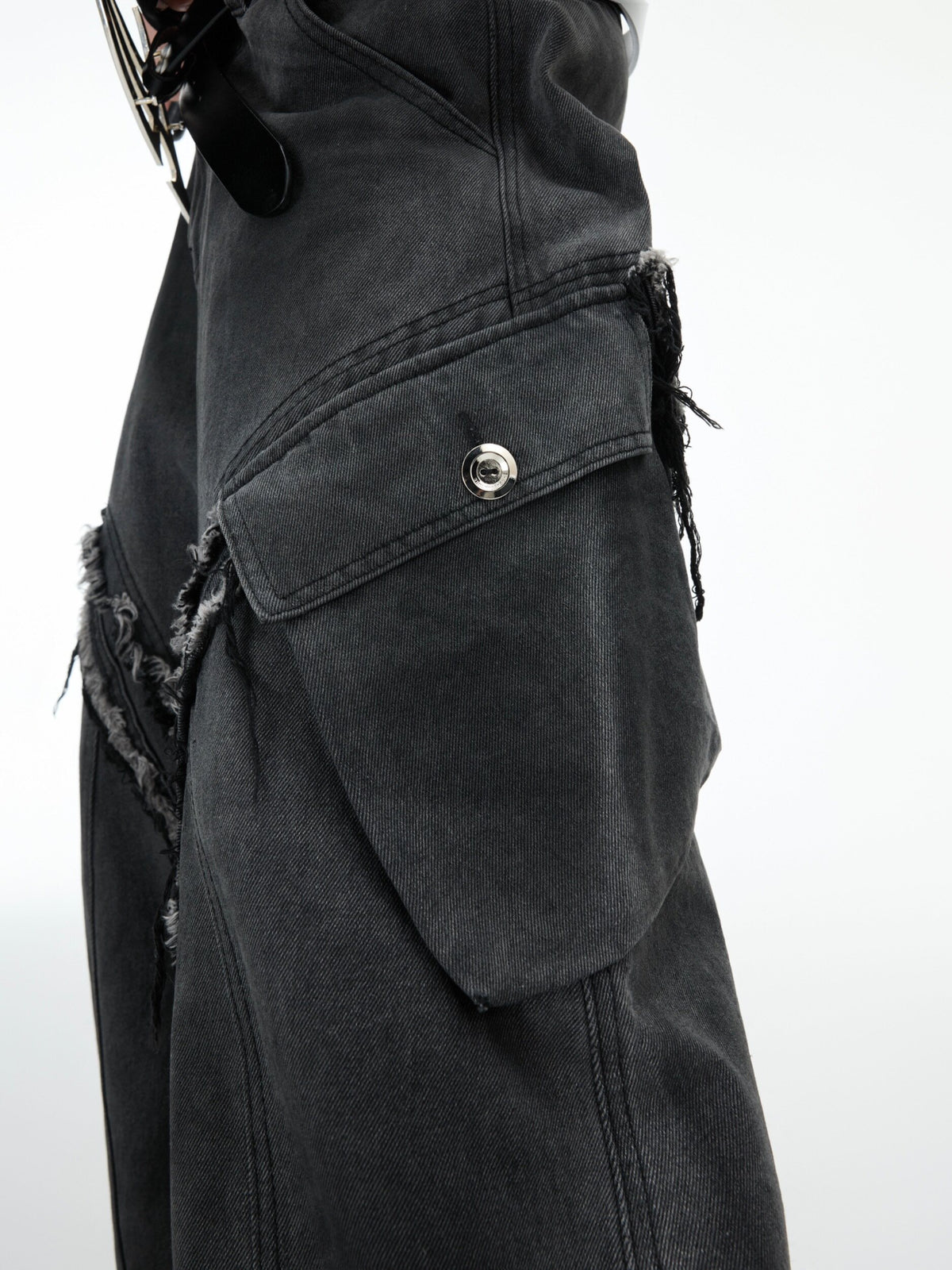Frayed Curved-Leg Wide Jeans - product image 3