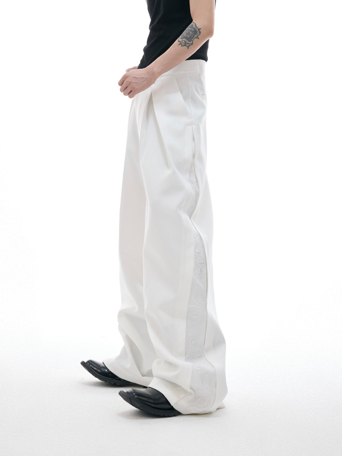 Embroidered Wide-Leg Trousers - product image 3