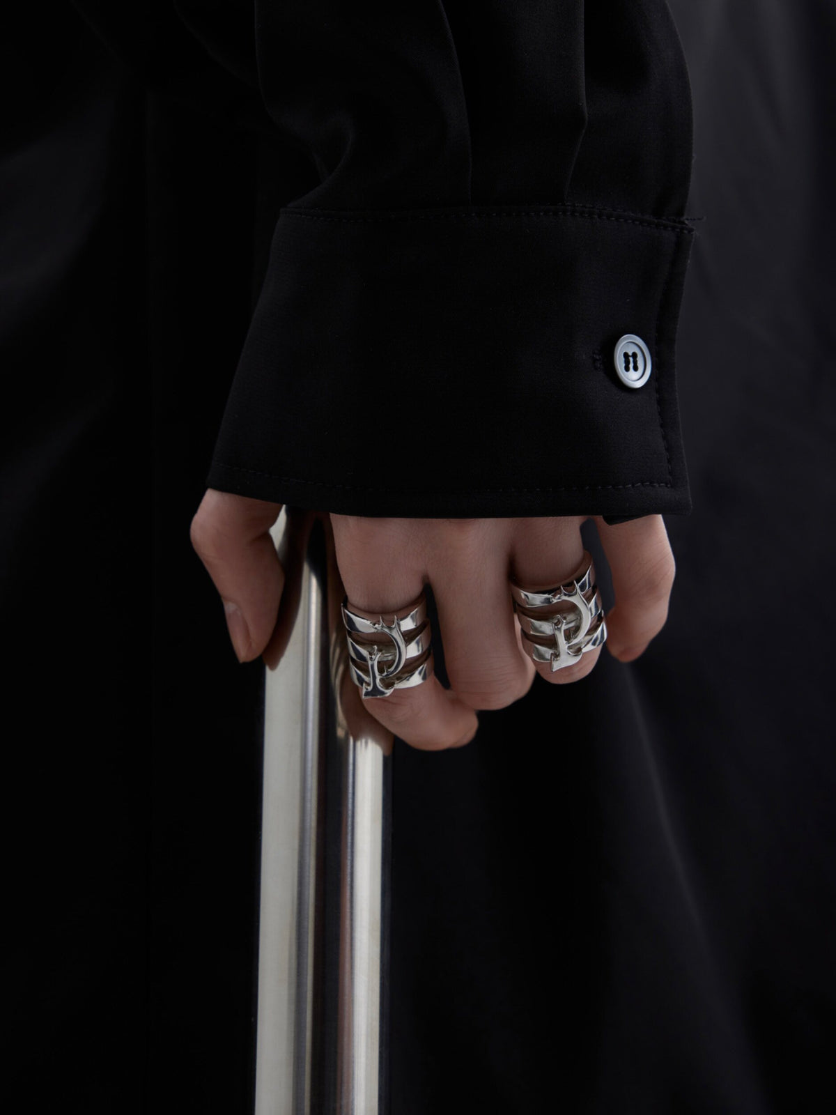 Titanium Steel Claw Ring - product image 3