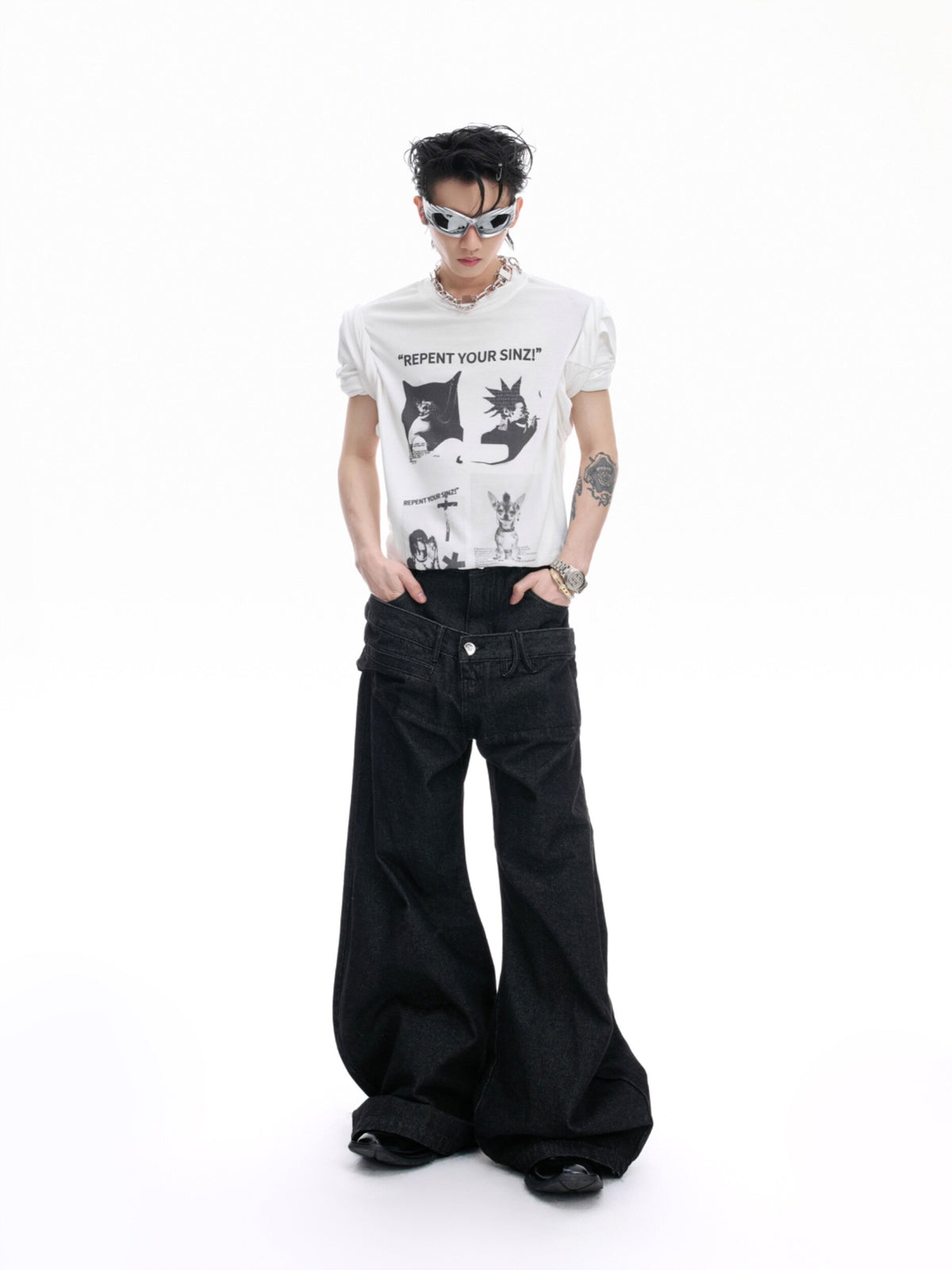Gothic Figure Print Long-Sleeve Tee - product image 5