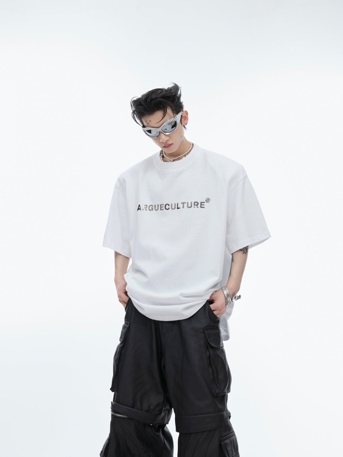 Metal Logo Shoulder-Pad T-Shirt - product image 2