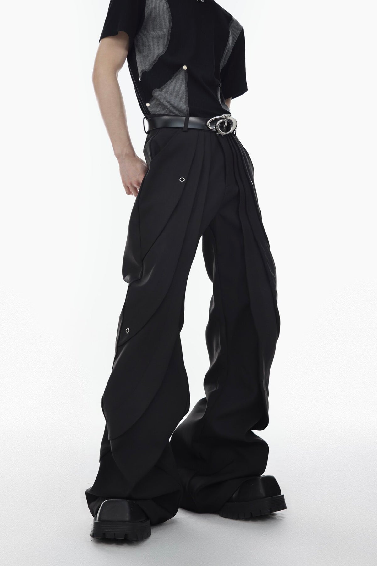 High-Rise Button-Detail Trousers - product image 5