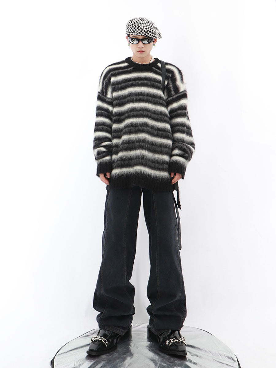 Black & White Striped Relaxed Sweater - product image 5