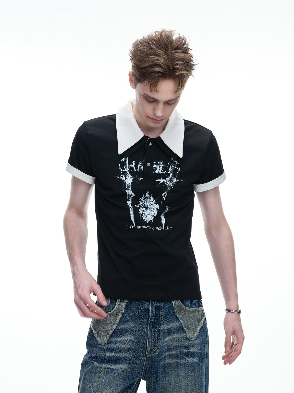 Contrast Panel Double-Collar T-Shirt - product image 4