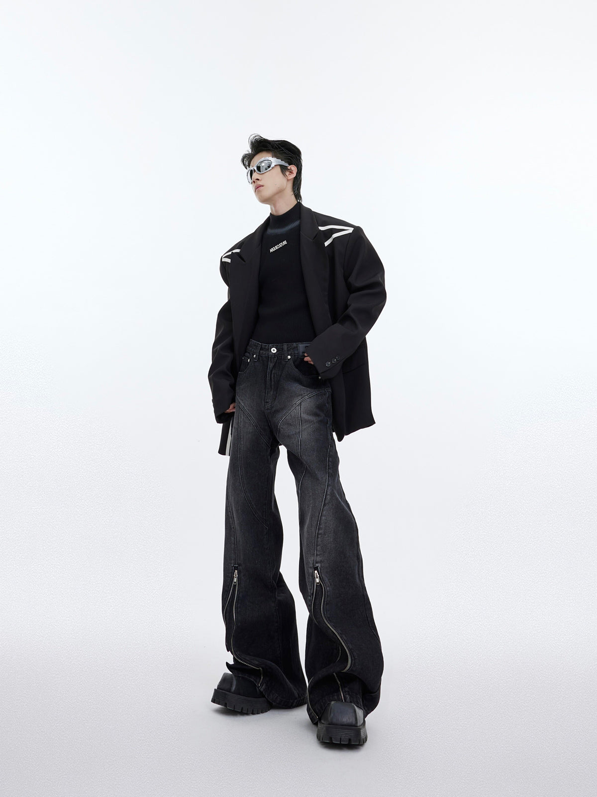 Washed Distressed Flare Jeans - product image 5