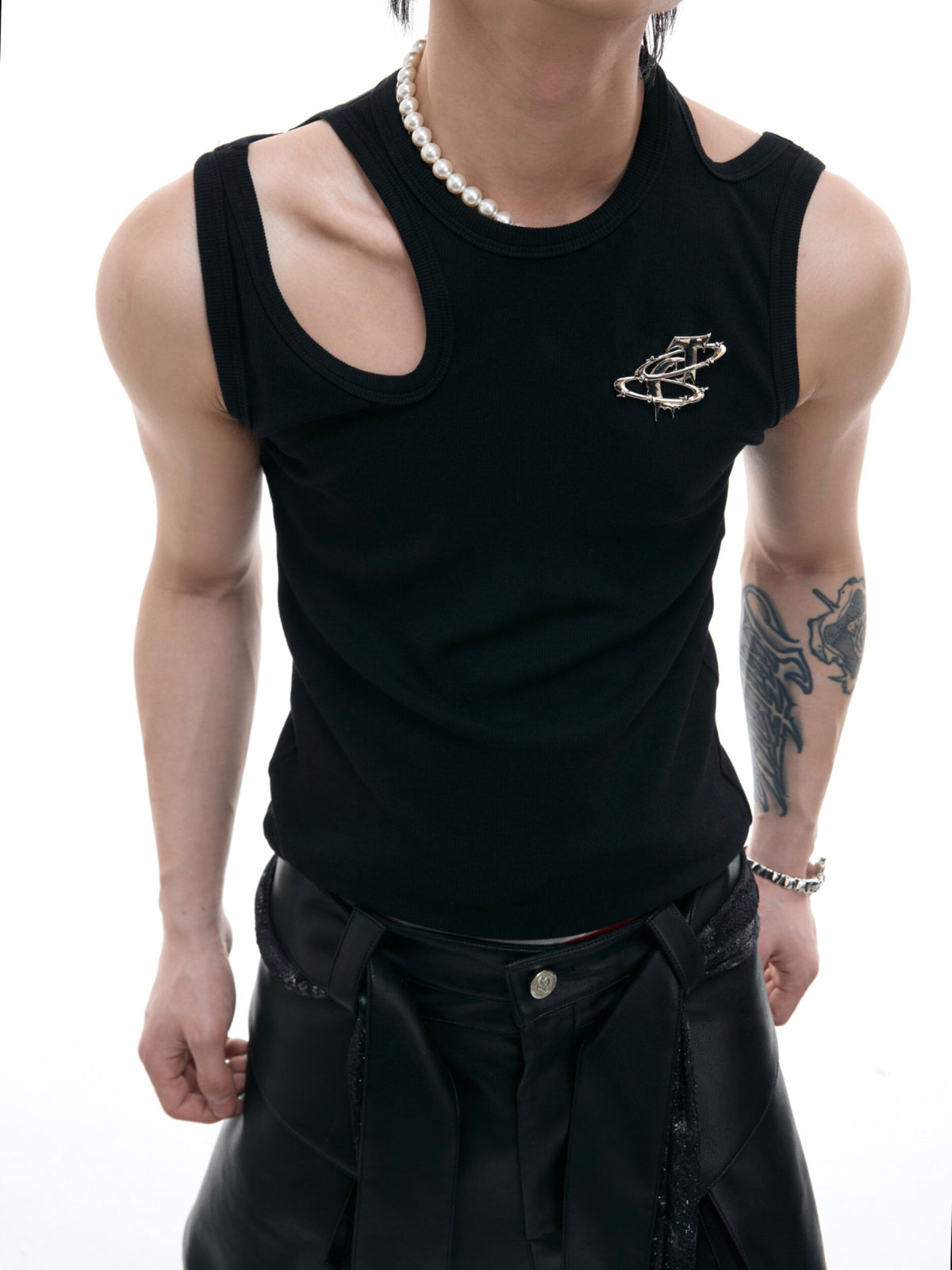 Cutout Metal-Detail Tank Vest - product image 3
