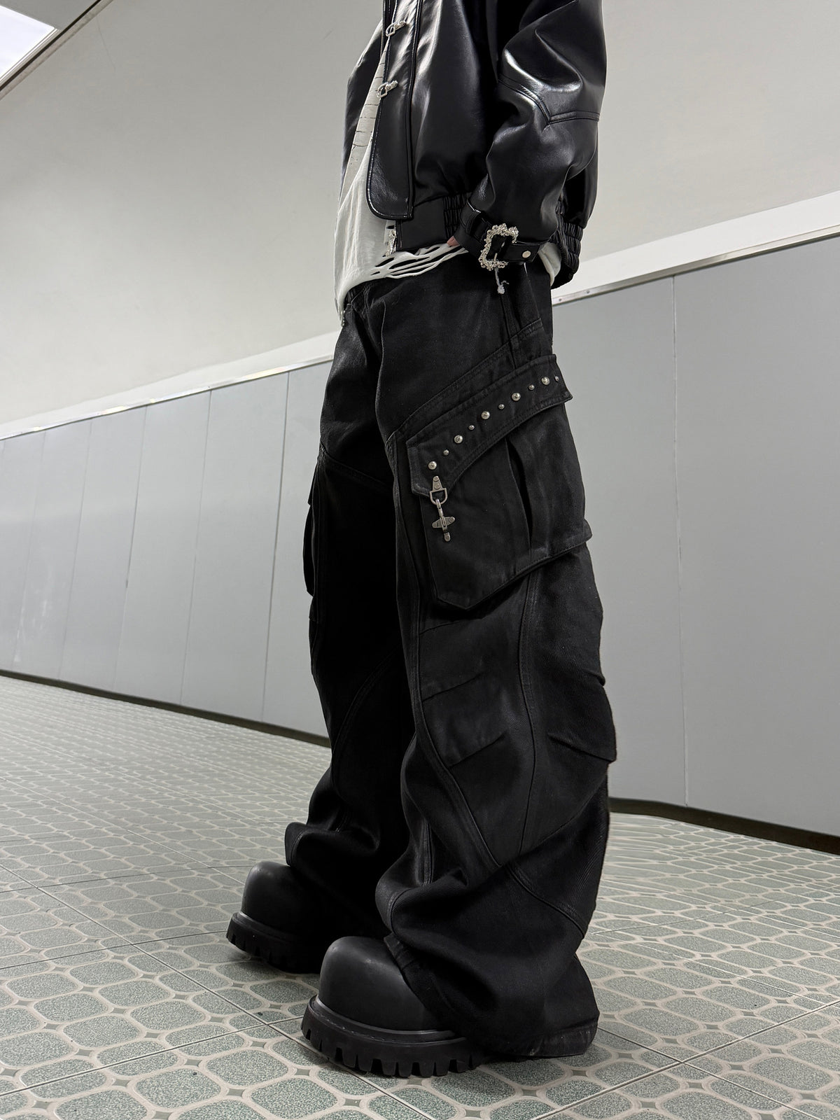 Waxed Black Multi-Pocket Cargo Jeans - product image 2