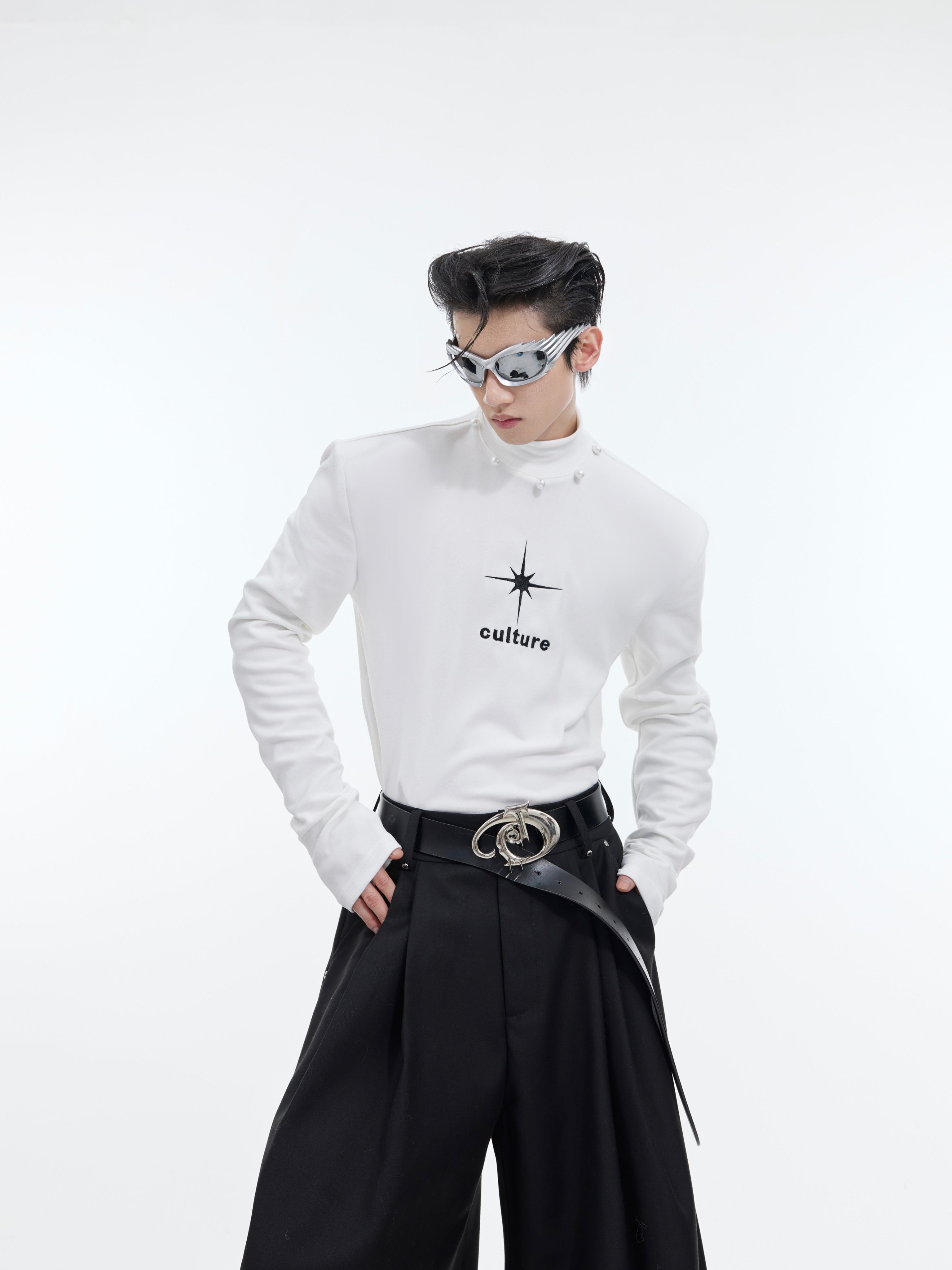 Pearl-Trim-Slim-Fit-Mock-Neck-Tee---Streetwear-Essential-White