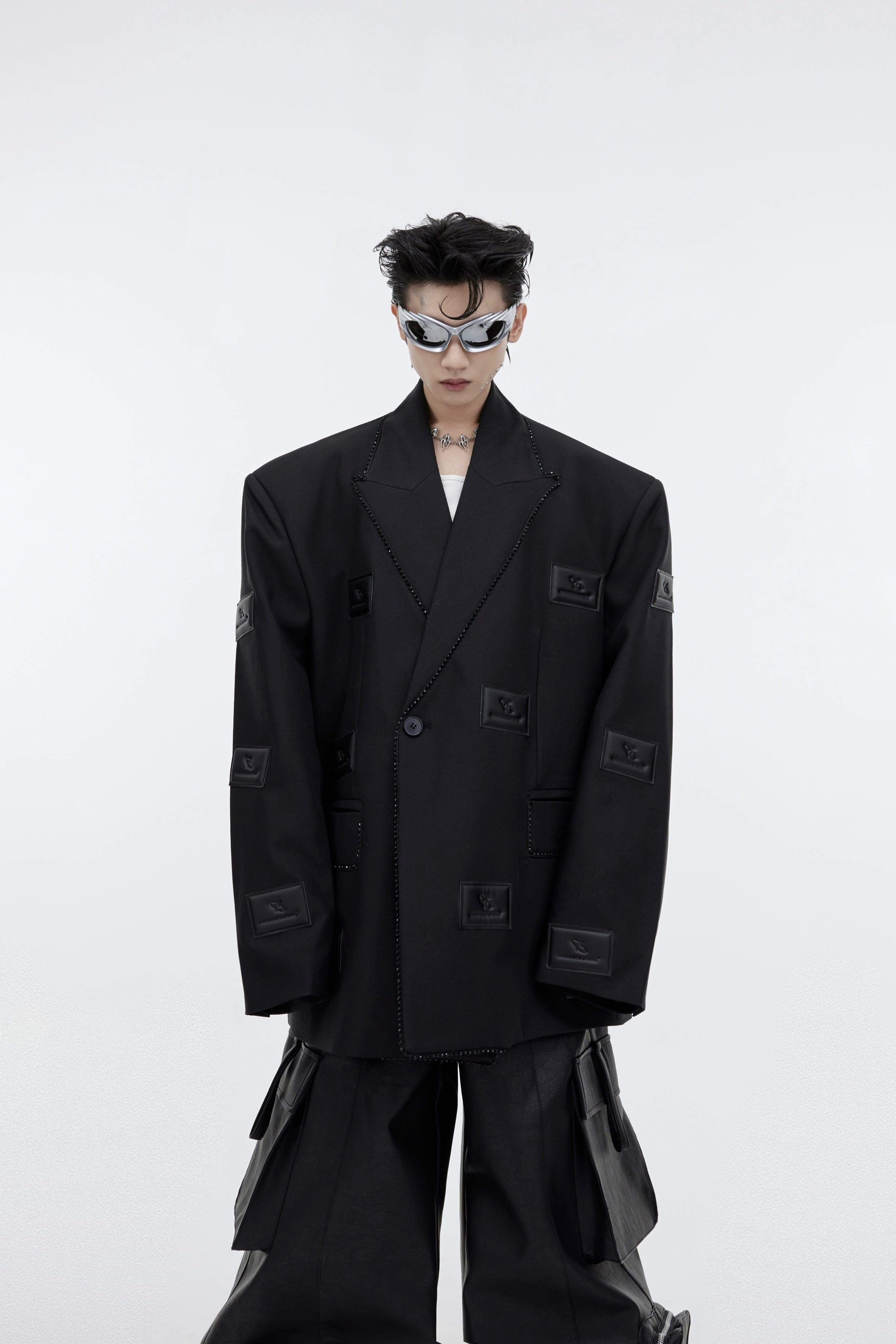 Structured-Shoulder-Blazer-with-Rhinestone-Trim-Black