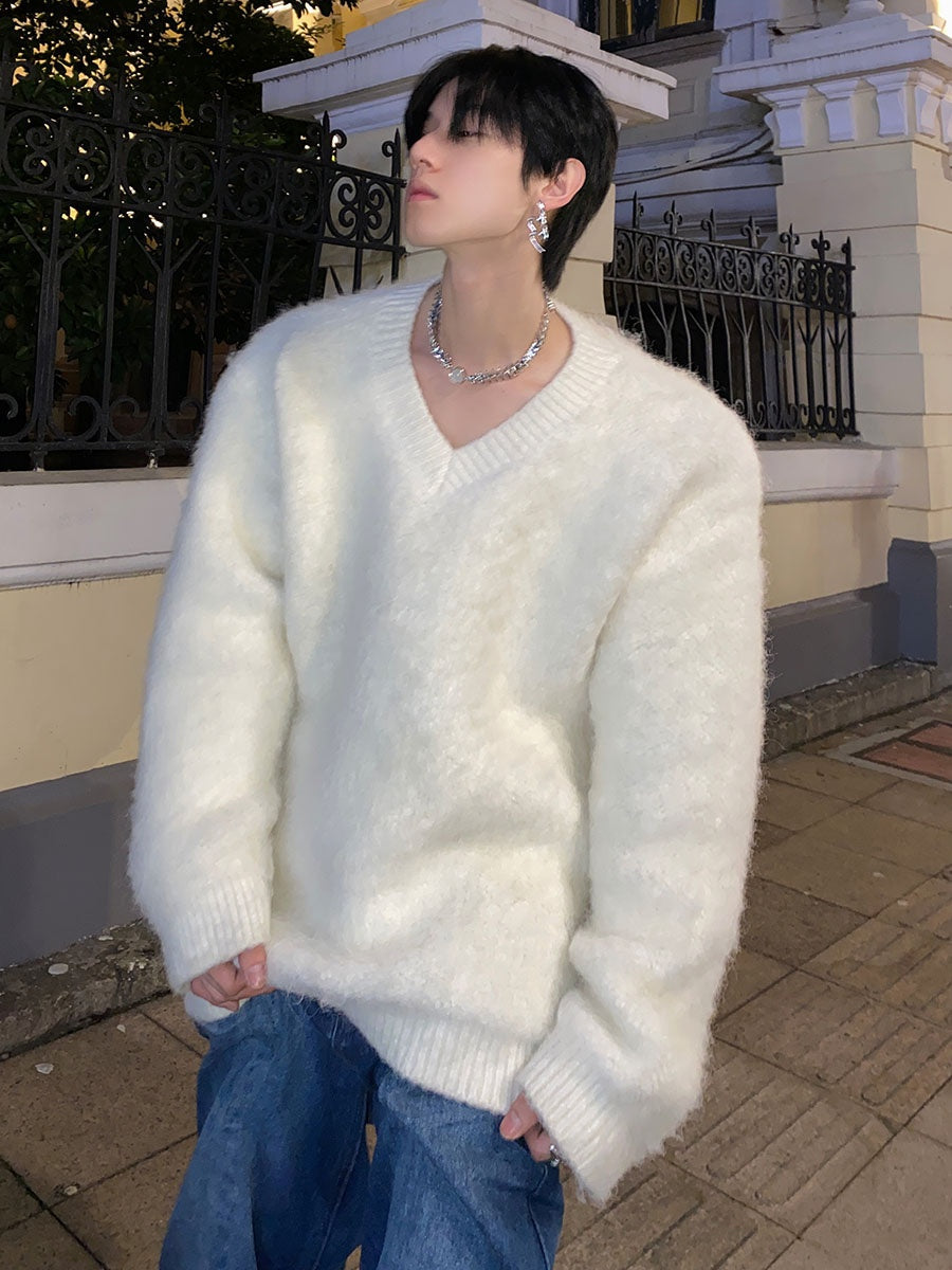 Unisex-V-Neck-Wool-Blend-Knit-Sweater---Minimalist-Streetwear-White