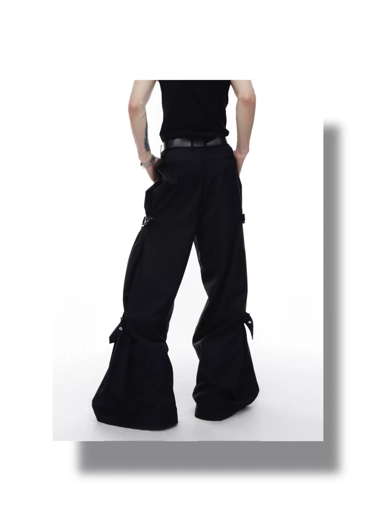 Adjustable Strap Wide-Leg Trousers in Black and Gray - detail image 2