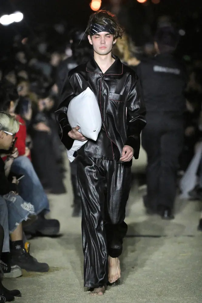 ArguE CulturE runway editorial look 13