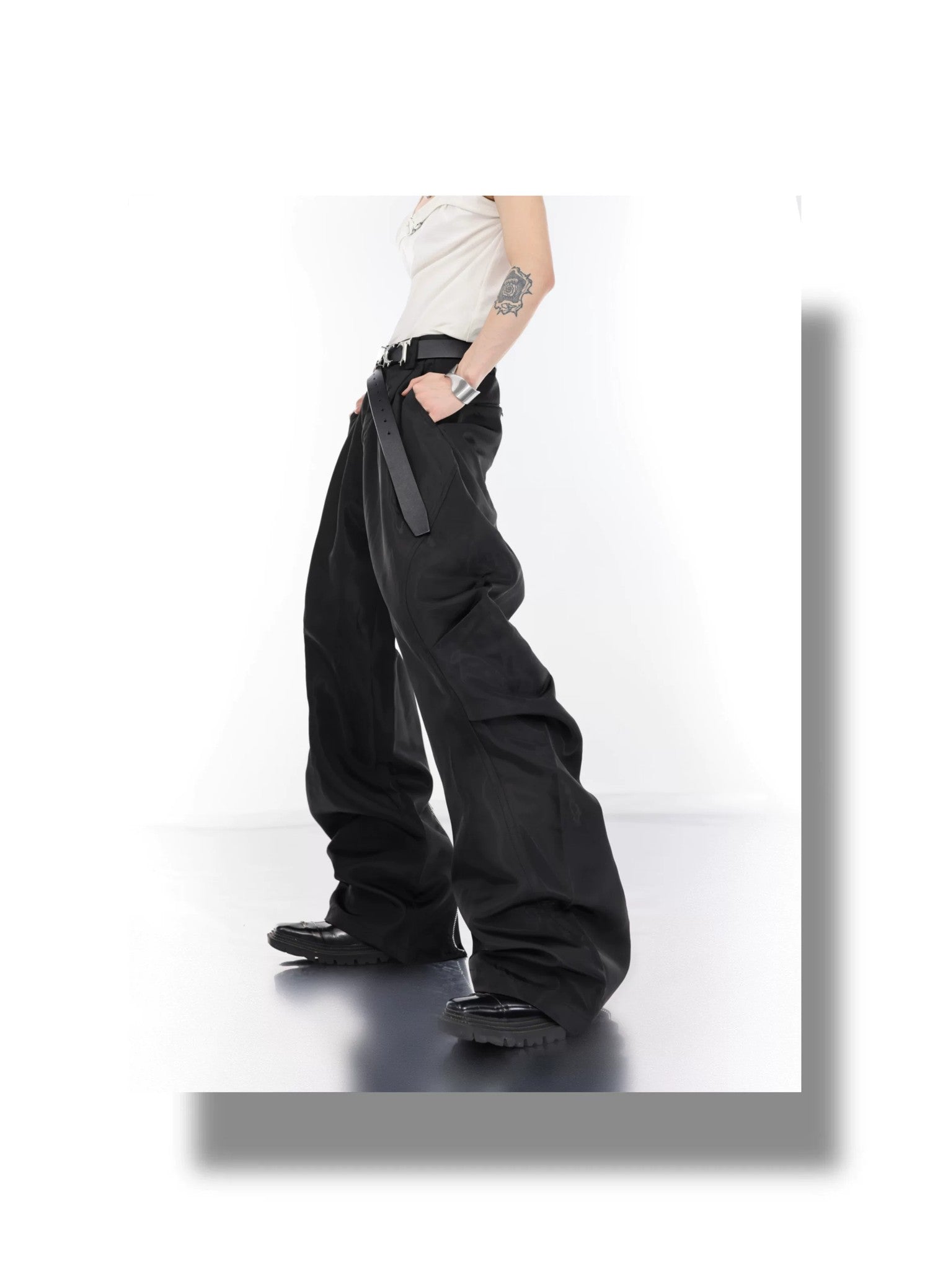 desc::asymmetric-curved-blade-techwear-windbreaker-set-detail-img-19