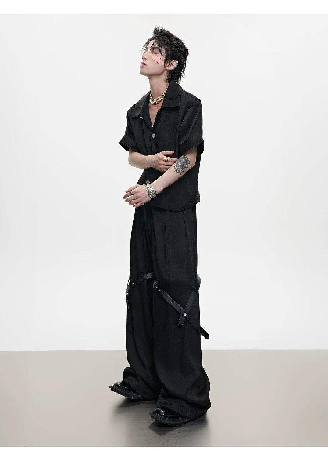 desc::avant-garde-deconstructed-short-sleeve-co-ord-set-detail-img-5