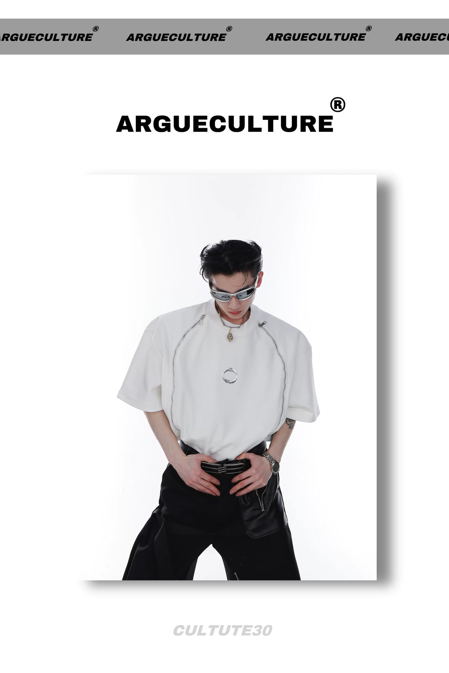 desc::avant-garde-double-zipper-shoulder-pad-tee-metal-print-detail-img-12