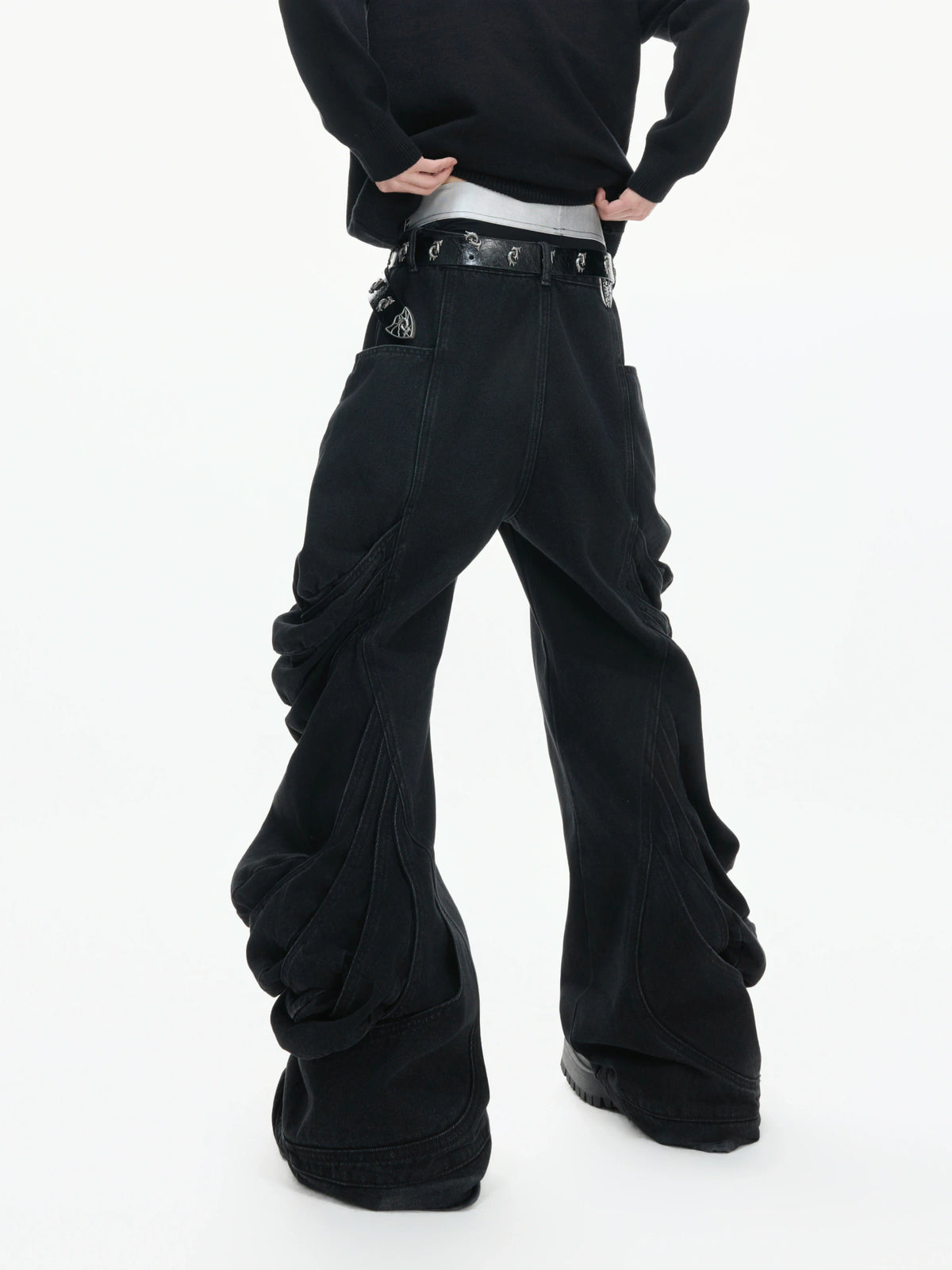 Black Deconstructed Curved-Leg Stacked Jeans - main image 3