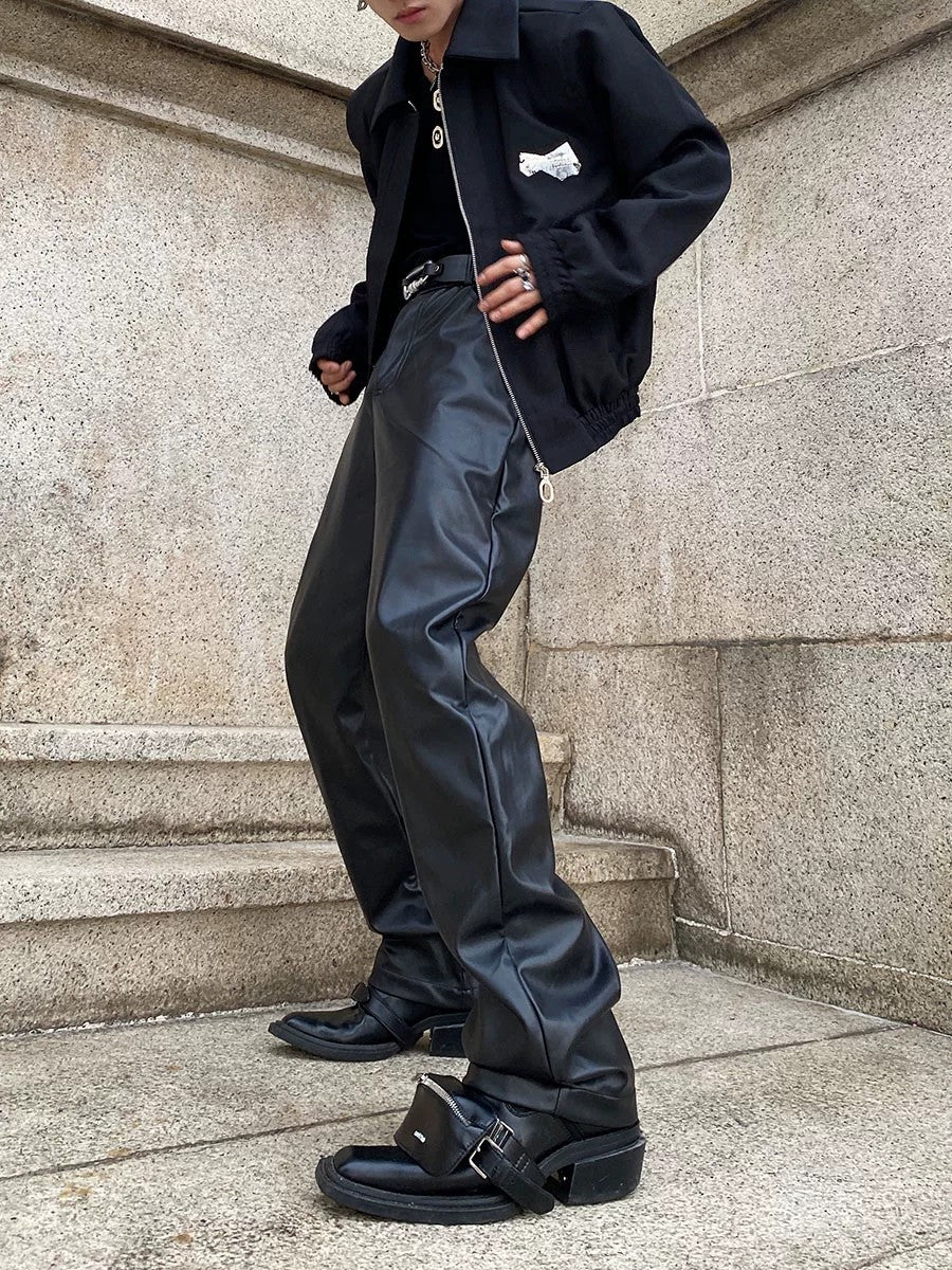 Back view of the boxy silhouette padded jacket with ribbed hem