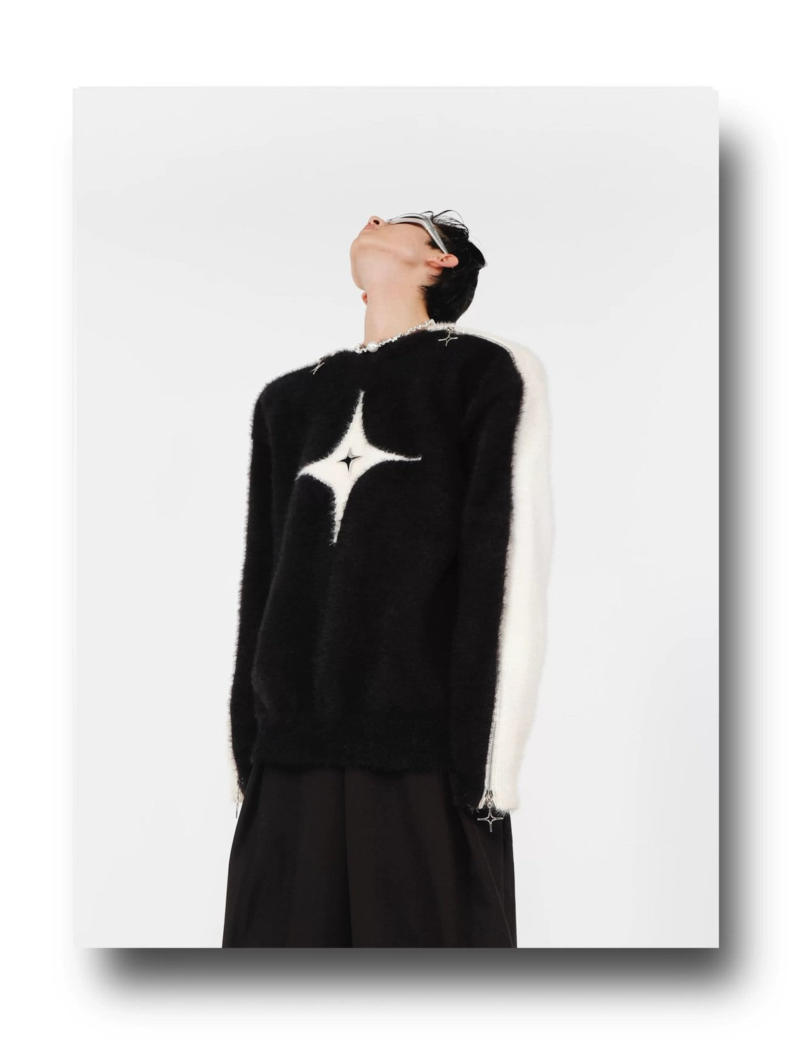 desc::contrast-mohair-crewneck-with-metal-zipper-detail-detail-img-9