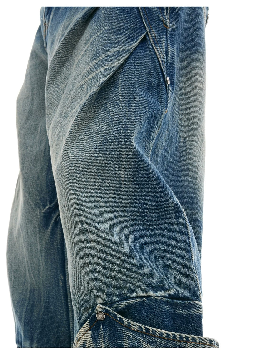 desc::cracked-texture-curved-cut-baggy-jeans-loose-fit-detail-img-8