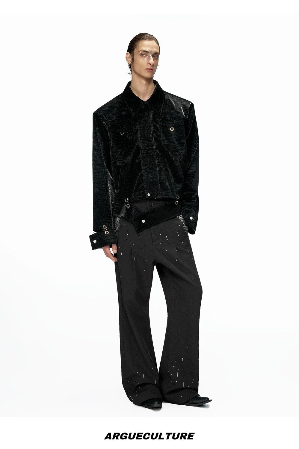 desc::cropped-croc-embossed-leather-jacket-with-metal-hardware-detail-img-12