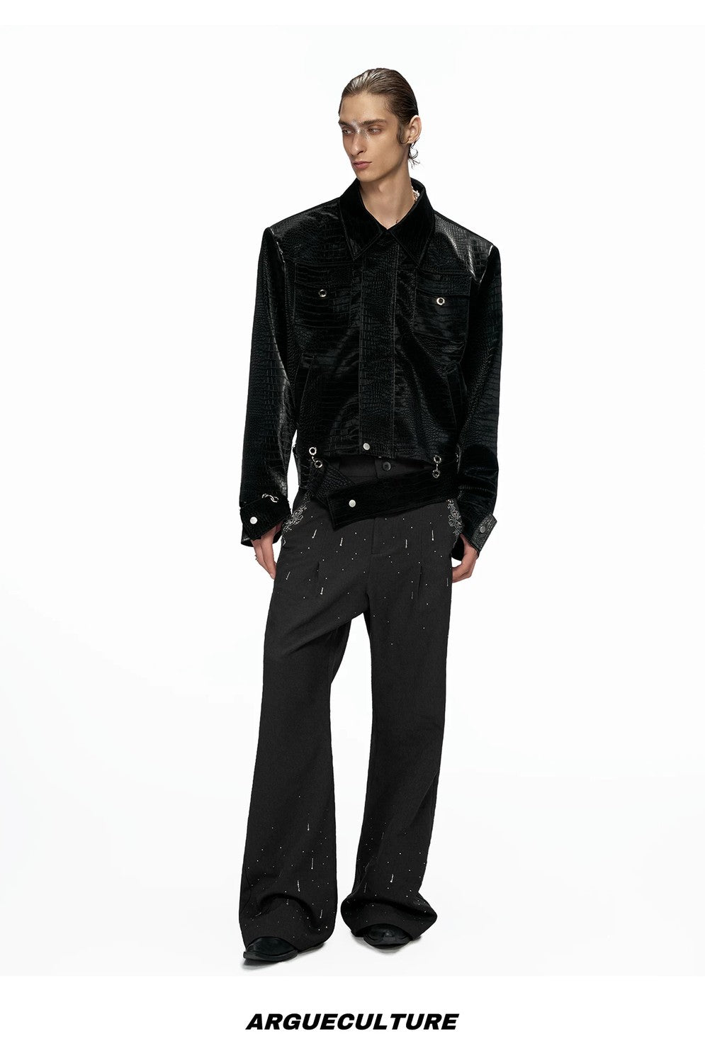 desc::cropped-croc-embossed-leather-jacket-with-metal-hardware-detail-img-13