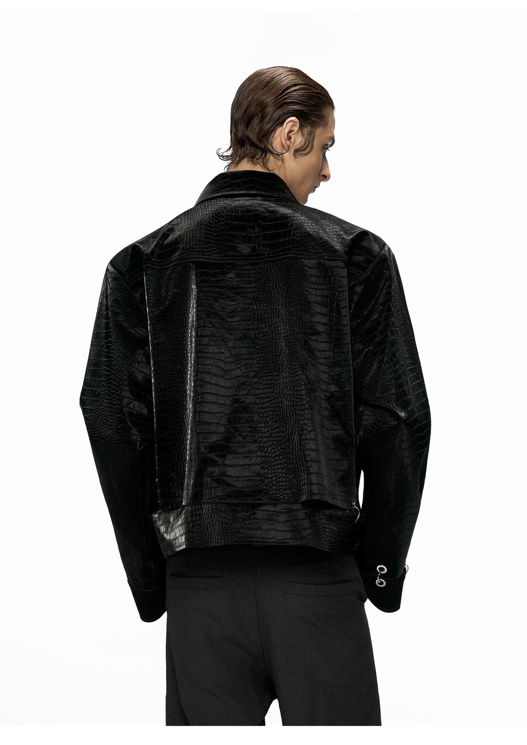 desc::cropped-croc-embossed-leather-jacket-with-metal-hardware-detail-img-9