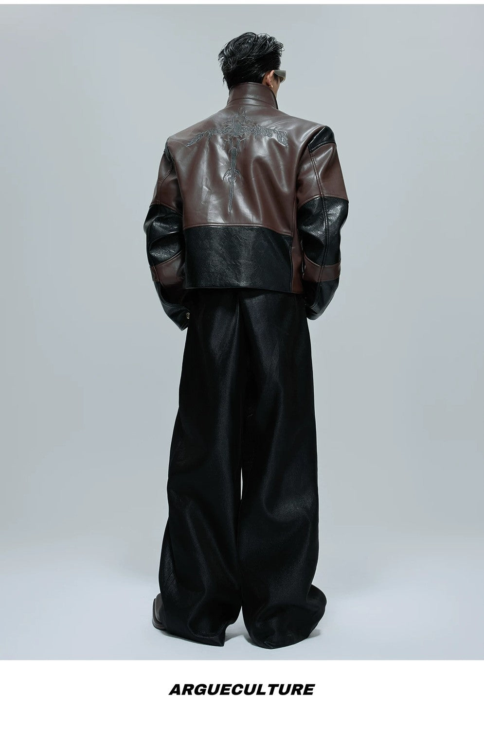 desc::cropped-crocodile-texture-spine-moto-jacket-detail-img-16