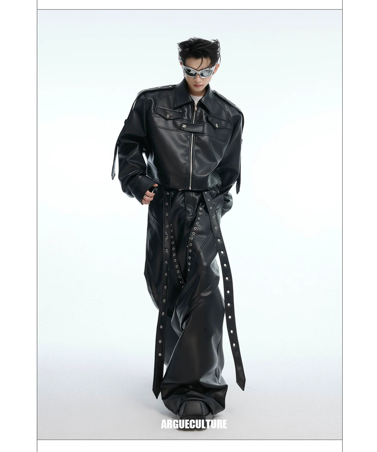 desc::cropped-deconstructed-moto-jacket-with-metal-hardware-detail-img-9
