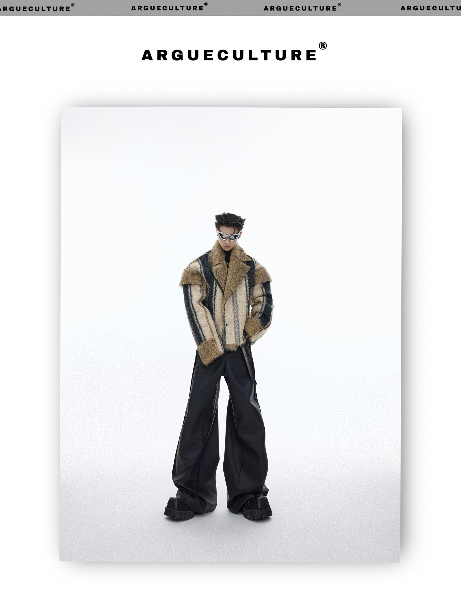 desc::cropped-faux-fur-jacket-vintage-contrast-lapel-detail-img-1