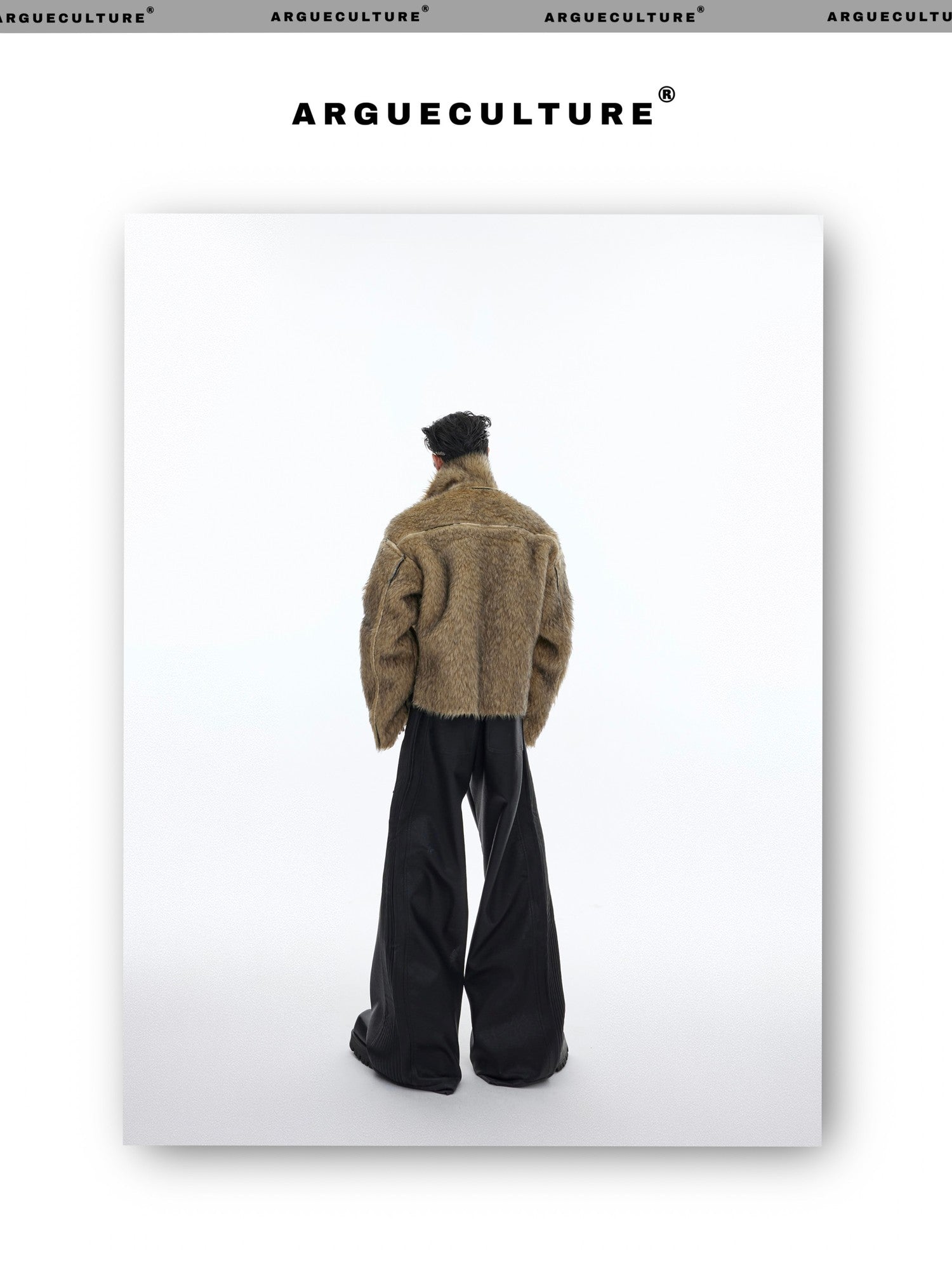 desc::cropped-faux-fur-jacket-vintage-contrast-lapel-detail-img-10