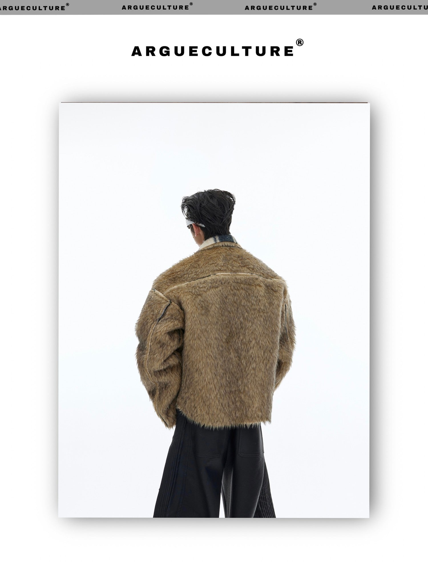 desc::cropped-faux-fur-jacket-vintage-contrast-lapel-detail-img-13