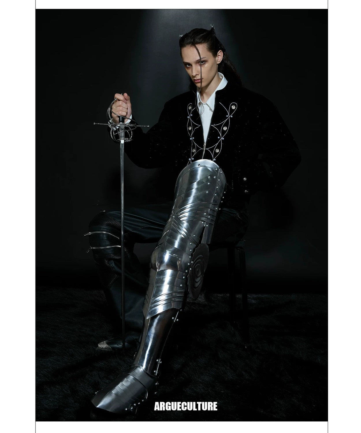 desc::cropped-metallic-button-shimmer-streetwear-jacket-detail-img-17