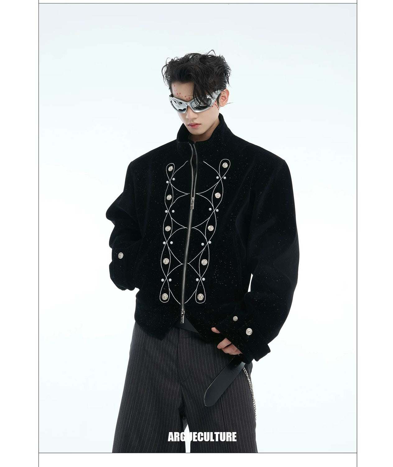 desc::cropped-metallic-button-shimmer-streetwear-jacket-detail-img-3