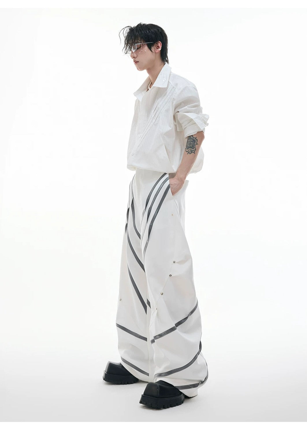 desc::deconstructed-3d-cut-metal-rivet-trousers-detail-img-8